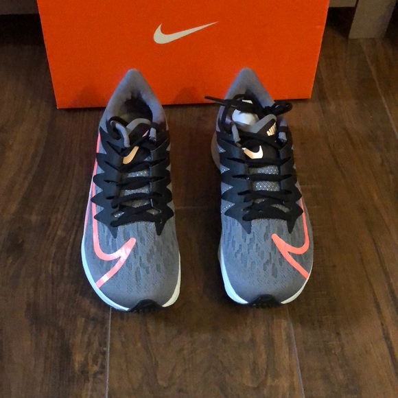 NIB Nike | Zoom Rival Fly - Picture 3 of 7